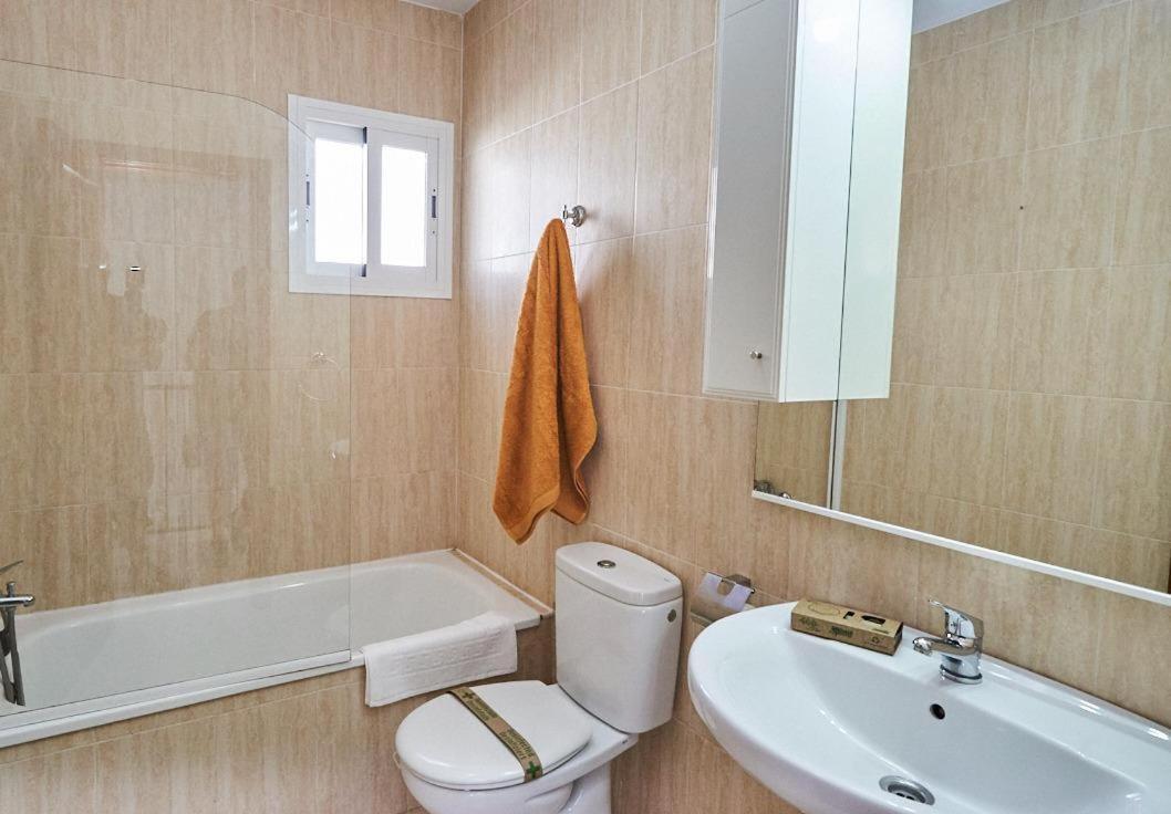 Villa Pura - Private Jacuzzi & Heated Pool Нерха Екстериор снимка