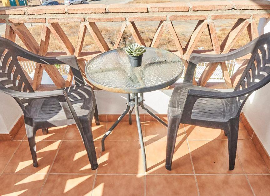 Villa Pura - Private Jacuzzi & Heated Pool Нерха Екстериор снимка