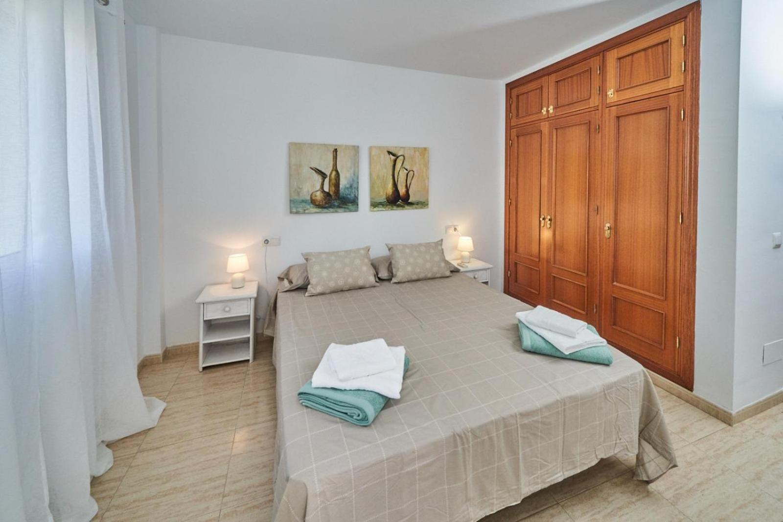 Villa Pura - Private Jacuzzi & Heated Pool Нерха Екстериор снимка