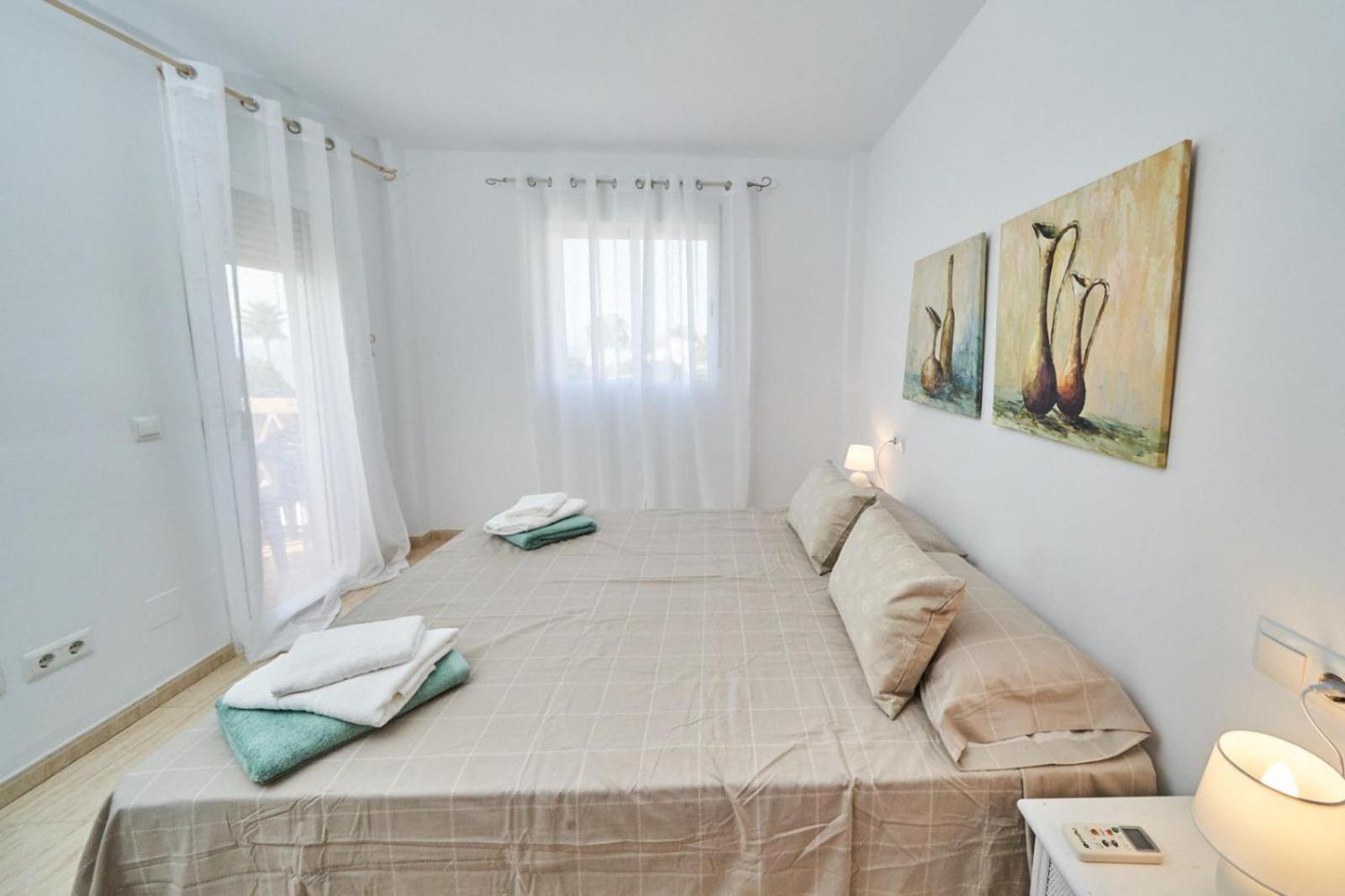 Villa Pura - Private Jacuzzi & Heated Pool Нерха Екстериор снимка