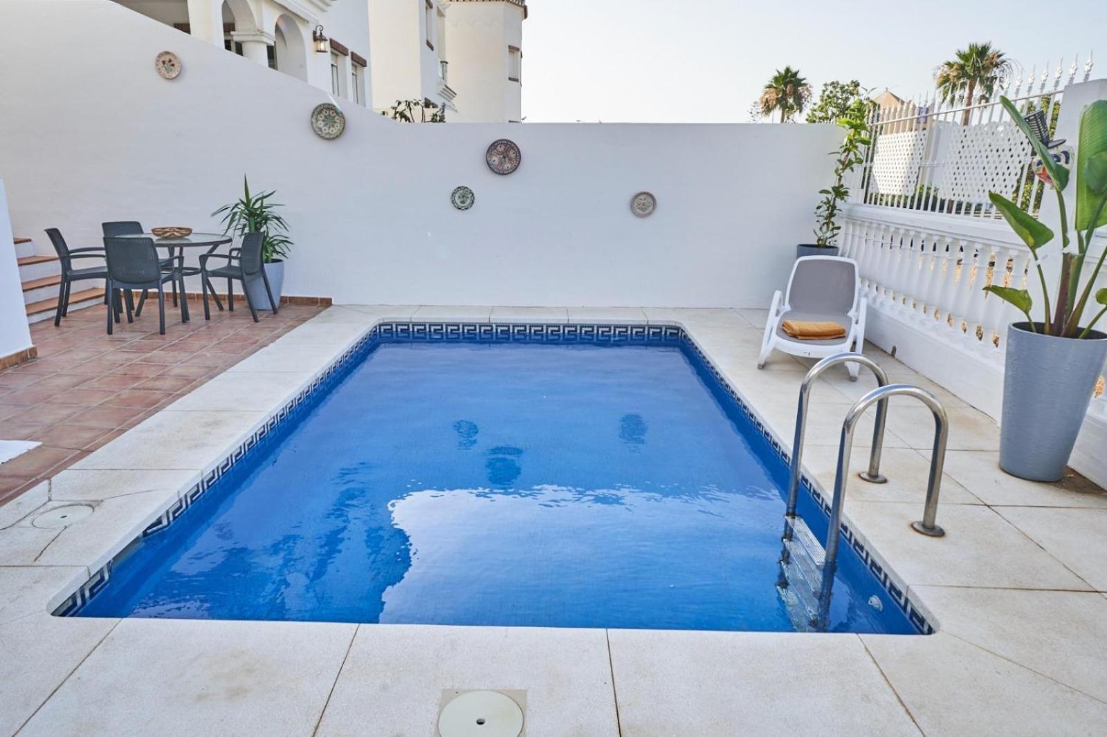 Villa Pura - Private Jacuzzi & Heated Pool Нерха Екстериор снимка
